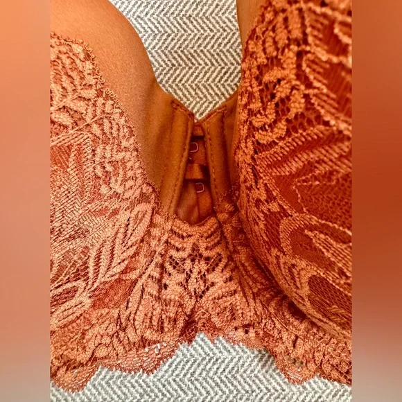 Auden Lightly-Lined Balconette Underwire Bra - Size 46D NWT - Picture 4 of 13